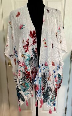 NWT Grace & Lace Floral Bohemian Kimono Lightweight Cover-up One Size Pink White